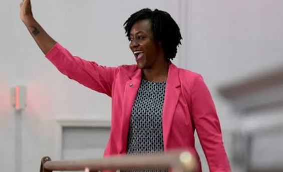 NIXON SHOCKS FLORIDA DEMOCRAT WITH PRIMARY UPSET