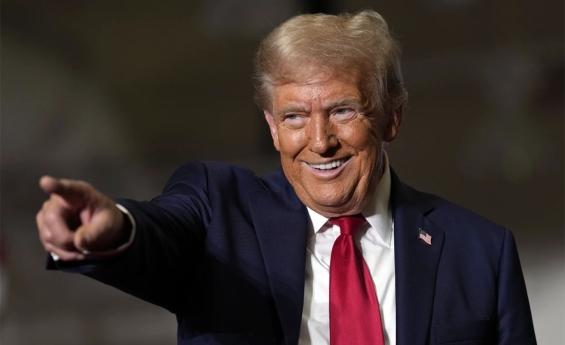 PRESIDENT DONALD TRUMP DROPS $10 BILLION IRS LAWSUIT IN EXCHANGE FOR FORMAL APOLOGY 