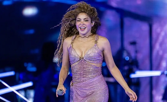 SHAKIRA CREW MEMBER DIES AFTER 'CRUSHING INJURIES' DURING STAGE SETUP FOR BRAZIL SHOW 