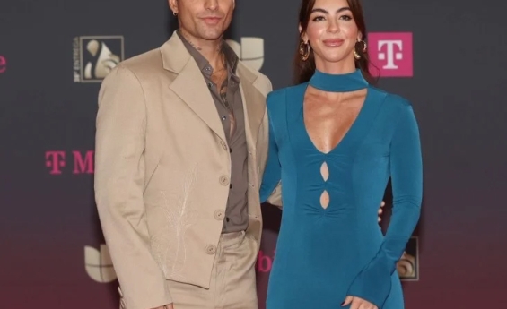 MALUMA AND GIRLFRIEND SUSANA GOMEZ WELCOME SECOND