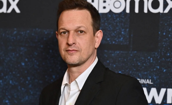 WHY JOSH CHARLES NEVER TOLD HIS KIDS ABOUT HIS ROLE IN TAYLOR SWIFT'S MUSIC VIDEO