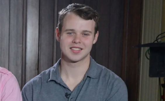 19 KIDS AND COUNTING'S JOSEPH DUGGAR ARRESTED, ACCUSED OF MOLESTING 9-YEAR OLD