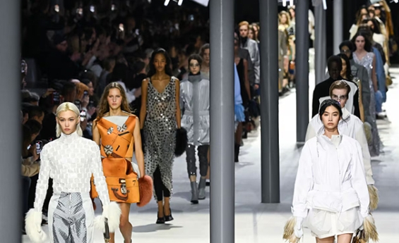 ART, COUTURE AND CULTURE SHAPE PARIS FASHION WEEK