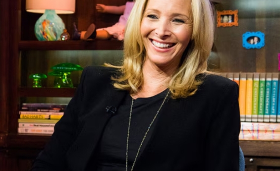 LISA KUDROW ROASTS 'RHOBH' ITALY EPISODE IN UNCOMFORTABLE FACE-TO-FACE WITH ANDY COHEN