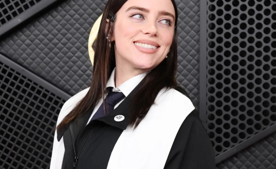 BILLIE EILISH IN TALKS TO MAKE ACTING DEBUT IN ADAPTATION OF SYLVIA PLATH’S THE BELL JAR 