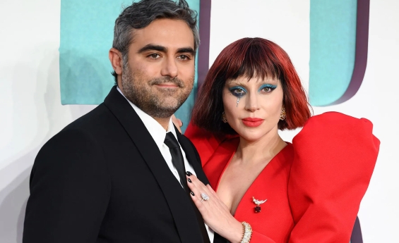 LADY GAGA AND FINCE MICHAEL POLANSKY WELCOME FIRST BABY