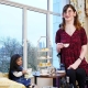 WORLD'S TALLEST AND SHORTEST WOMEN SHARE A HISTORIC TEA IN LONDON