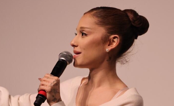ARIANA GRANDE SLAMS WHITE HOUSE FOR USING HER SONG