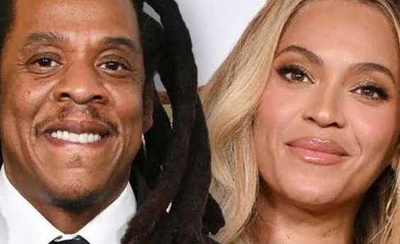 BEYONCE CUTS JAY-Z’S HAIR IN OPENING NIGHT OF “REASONABLE DOUBT” 30TH ANNIVERSARY SHOWS