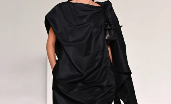 KENDALL JENNER CLOSES BOTTEGA VENETA SHOW IN ITALY AS BOYDRIEND JACOB ELORDI WATCHES FROM THE FRONT ROW