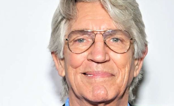 ERIC ROBERTS SPEAKS OUT AFTER MISSING DAUGHTER EMMA ROBERTS' WEDDING