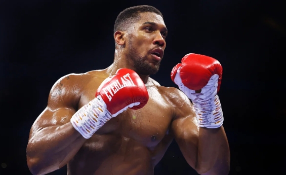 BOXER ANTHONY JOSHUA QUITTING THE UK TO MOVE TO DUBAI.