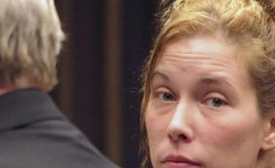 EMINEM'S EX-WIFE KIM SCOTT HAS ACTIVE ARREST WARRANT AFTER MISSING DUI HEARING