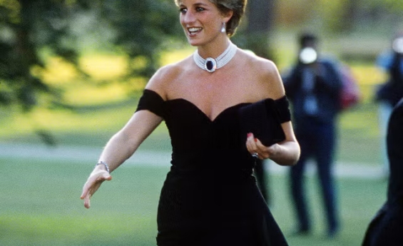 PRINCESS DIANA'S FAMOUS REVENGE DRESS HEADS TO AUCTION