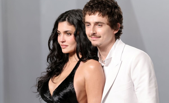 KYLIE JENNER GETS THE COLD SHOULDER FROM TIMOTHÉE CHALAMET'S SISTER PAULINE IN TENSE OSCARS MOMENT 