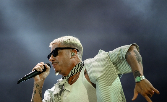 ADVOCACY GROUP CALLS FOR MACKLEMORE TO BE DROPPED FROM ED SHEERAN TOUR OVER PRO-PALESTINIAN STAND