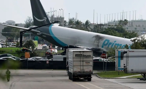 FIVE DEAD AS AMAZON CARGO PLANE CRASHES IN MIAMI INTENATIONAL AIRPORT