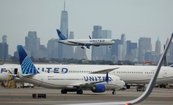 UNITED AIRLINES FLIGHT BOUND FOR MINEAPOLIS IS DIVERTED BECAUSE OF AN UNRULY PASSENGER 