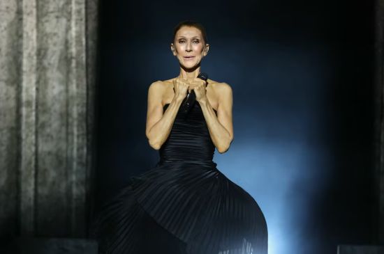 CÉLINE DION RETURNS TO PARIS STAGE AFTER LONG HIATUS