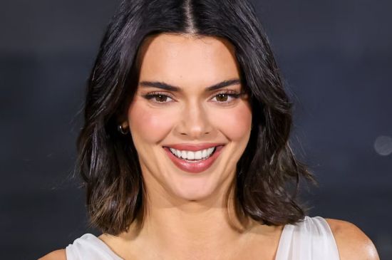 KENDALL JENNER ADDRESSES CARA DELEVINGNE DATING RUMORS: 'NEVER SAY NEVER'