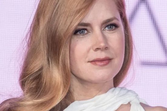 AMY ADAMS REVEALS WHY SHE REJECTED A GRAPHIC SATURDAY NIGHT LIVE SKETCH AFTER ENCHANTED