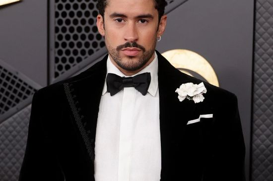 BAD BUNNY RETURNS TO SOCIAL MEDIA AFTER WIPING HIS INSTAGRAM ACCOUNT.