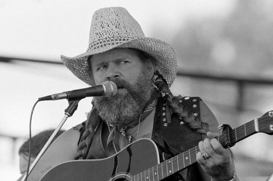 OUTLAW COUNTRY SINGER DAVID ALLAN COE TAKE THIS JOB AND SHOVE IT WRITER DIES AT 86 
