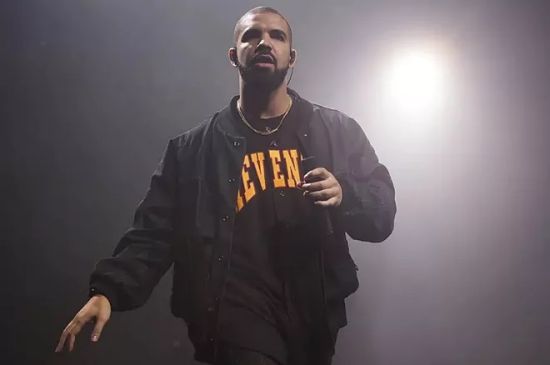 METRO SHUT YOUR HO-A** UP AND MAKE SOME DRUMS, DRAKE TROLLS THE PRODUCER