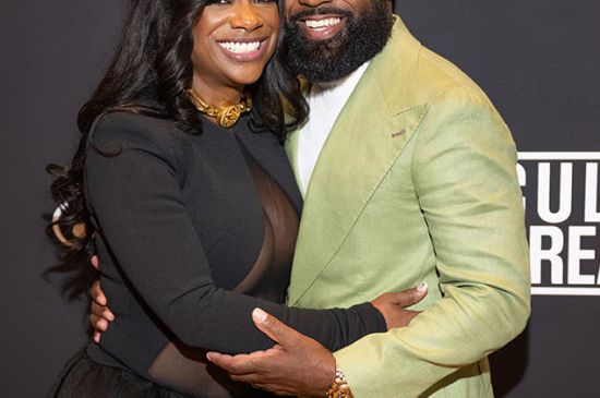 REAL HOUSEWIVES OF ATLANTA'S KANDI BURRUSS AND TODD TUCKER SETTLE DIVORCE.