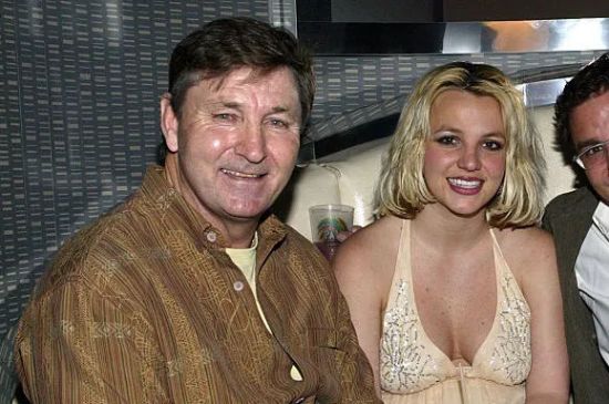 BRITNEY SPEARS AND FATHER JAMIE SETTLE ONGOING DISPUTE OVER  LEGAL FEES