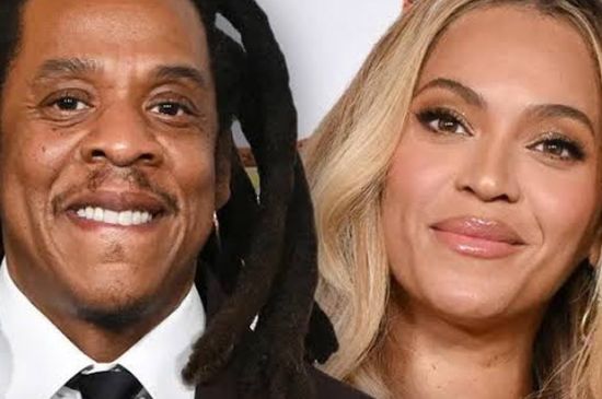 BEYONCE CUTS JAY-Z’S HAIR IN OPENING NIGHT OF “REASONABLE DOUBT” 30TH ANNIVERSARY SHOWS