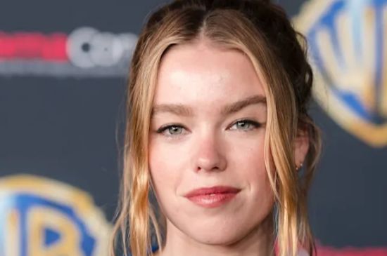 MILLY ALCOCK EMBRACES FEAR AND FINDS HERSELF THROUGH SUPERGIRL