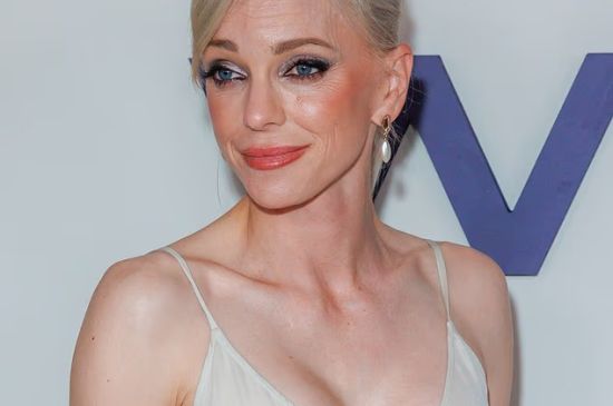 ANNA FARIS REIGNITES FAN CONCERN WITH LATEST RED CARPET APPEARANCE