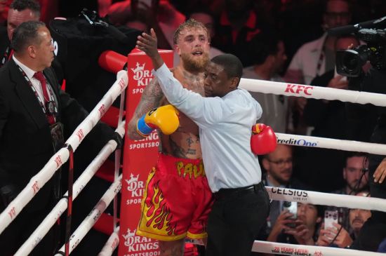 JAKE PAUL TARGETS CHRISTMAS EVE BOXING COMEBACK