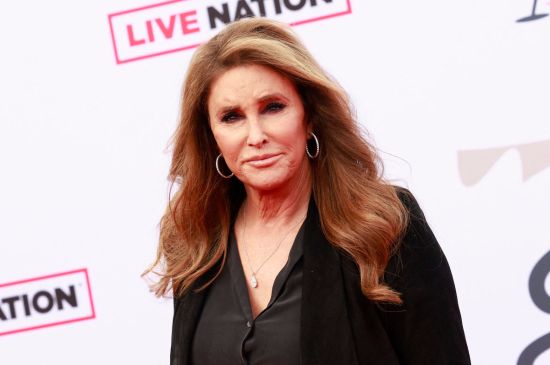 CAITLYN JENNER WINS DISMISSAL IN FEDERAL LAWSUIT OVER JENNER CRYPTOCURRENCY.