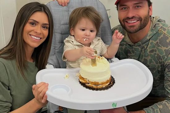 TAYLOR FRANKIE PAUL RISKS LOSING HER CHILDREN