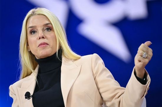 PAM BONDI DIAGNOSED WITH THYROID CANCER