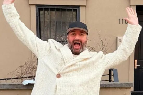 LOVE ISLAND USA EXECUTIVE PRODUCER JAMES BARKER DIES AT 40 DURING FILMING IN FIJI
